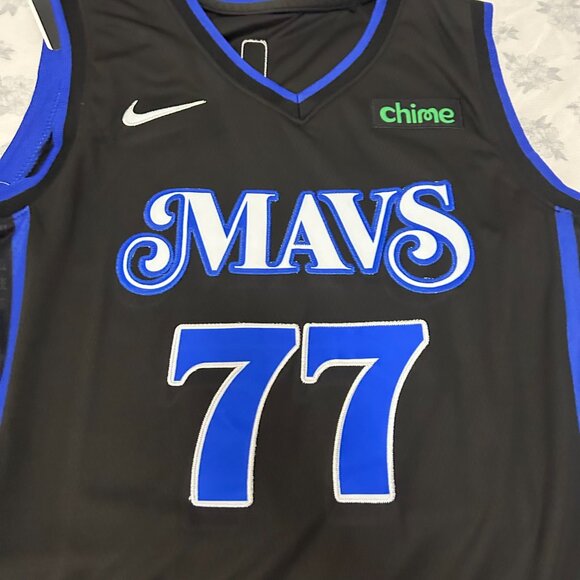 NBA Luka Doncic Dallas Mavericks Navy Statement Edition #77 Jersey - Picture 3 of 6